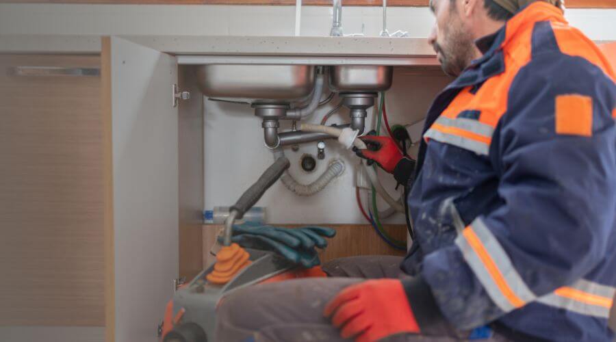 Local annual plumbing maintenance in Du Bois, IL